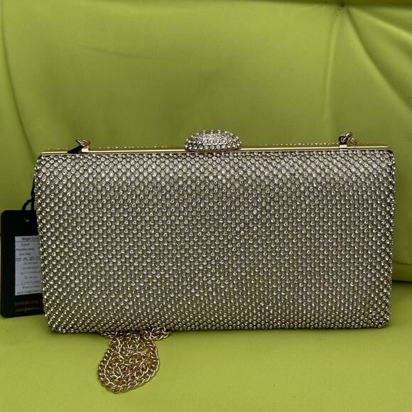Gold Glamour Wristlet Clutch - Picture 16 of 16